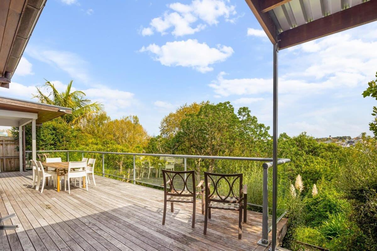 Stylish And Serene Living In Kohimarama Auckland Exteriör bild